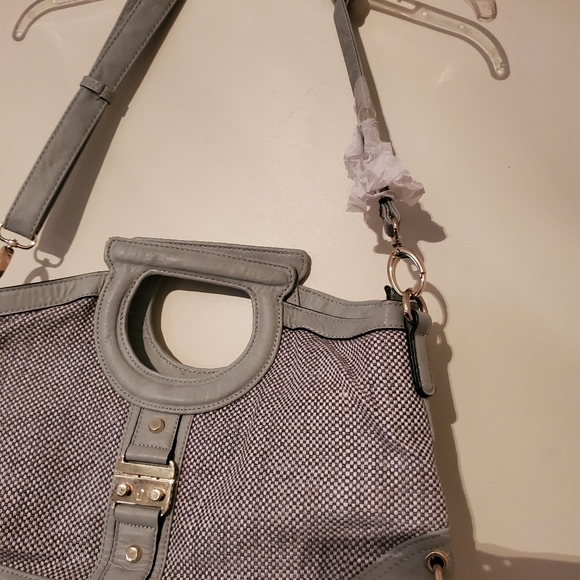 Purse - Picture 2 of 4